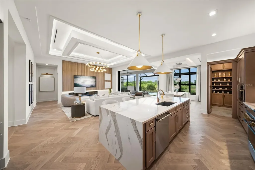 8380 Sea Glass Court Sarasota FL 34240