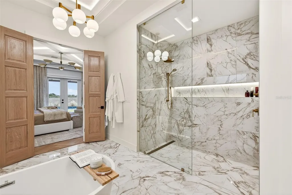 8380 Sea Glass Court Sarasota FL 34240