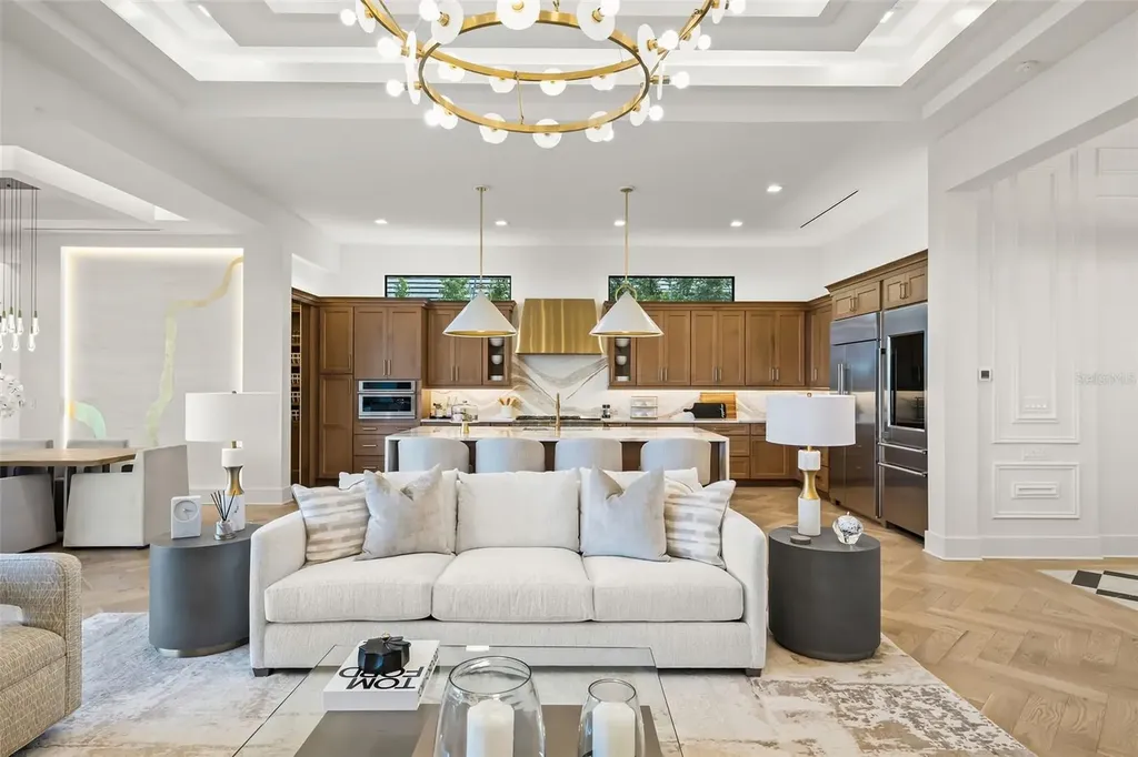 8380 Sea Glass Court Sarasota FL 34240