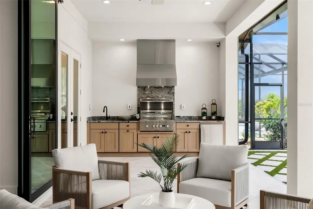 8380 Sea Glass Court Sarasota FL 34240