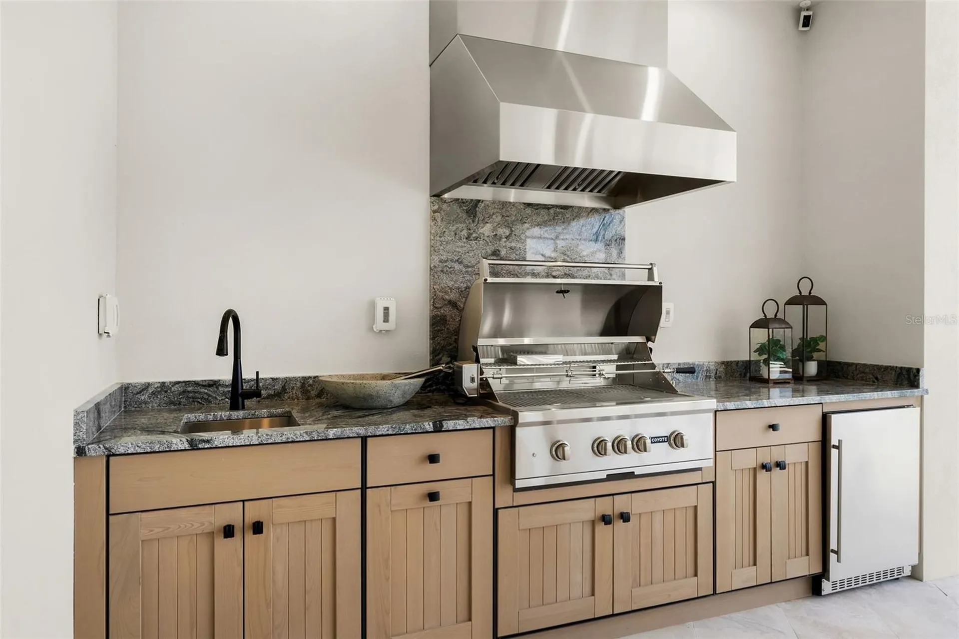 8380 Sea Glass Court Sarasota FL 34240