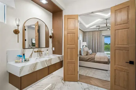 8380 Sea Glass Court Sarasota FL 34240