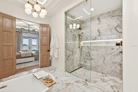 8380 Sea Glass Court Sarasota FL 34240