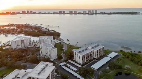 100 Oakmont Lane Belleair FL 33756