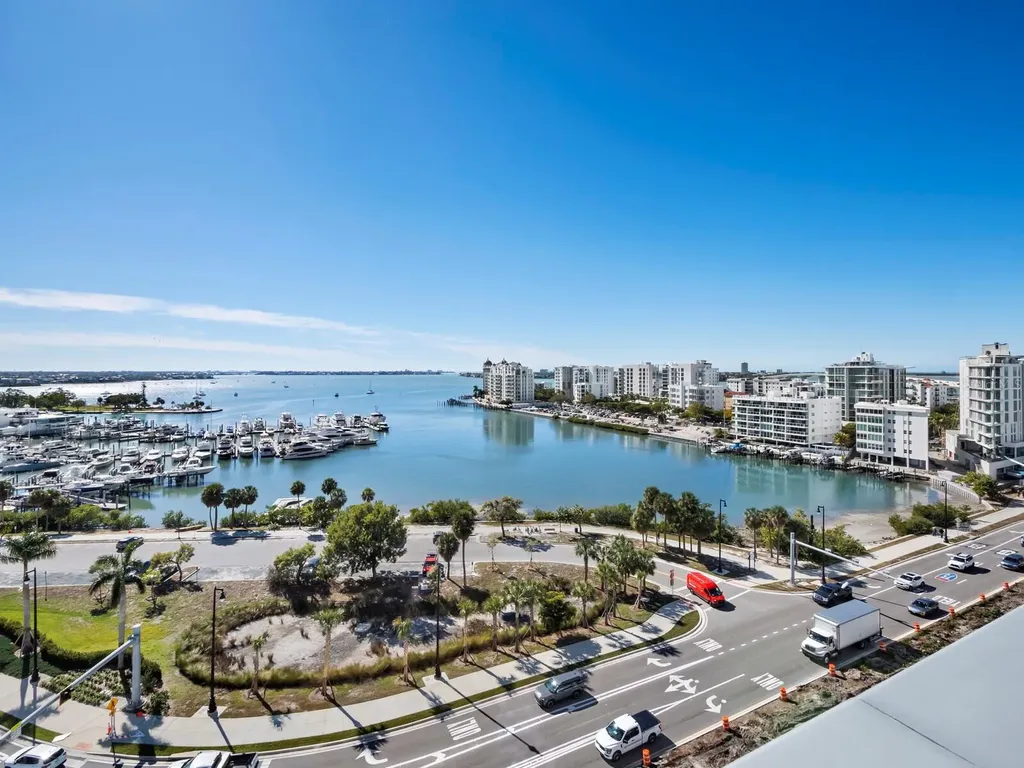 1155 N Gulfstream Avenue Sarasota FL 34236