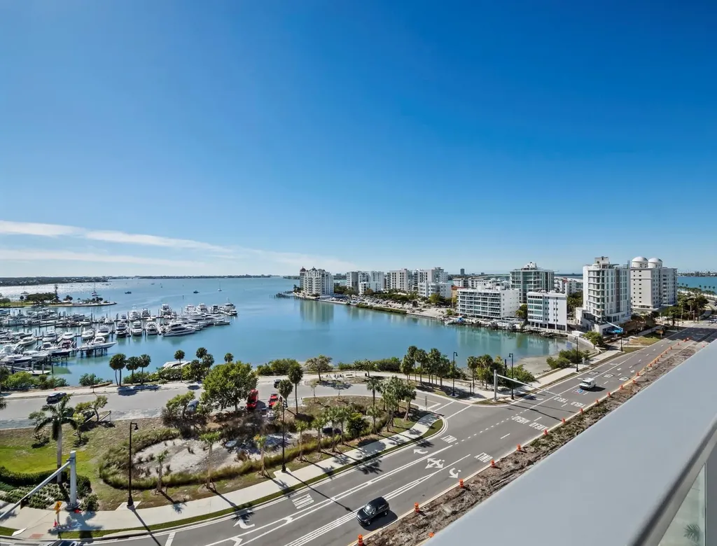 1155 N Gulfstream Avenue Sarasota FL 34236
