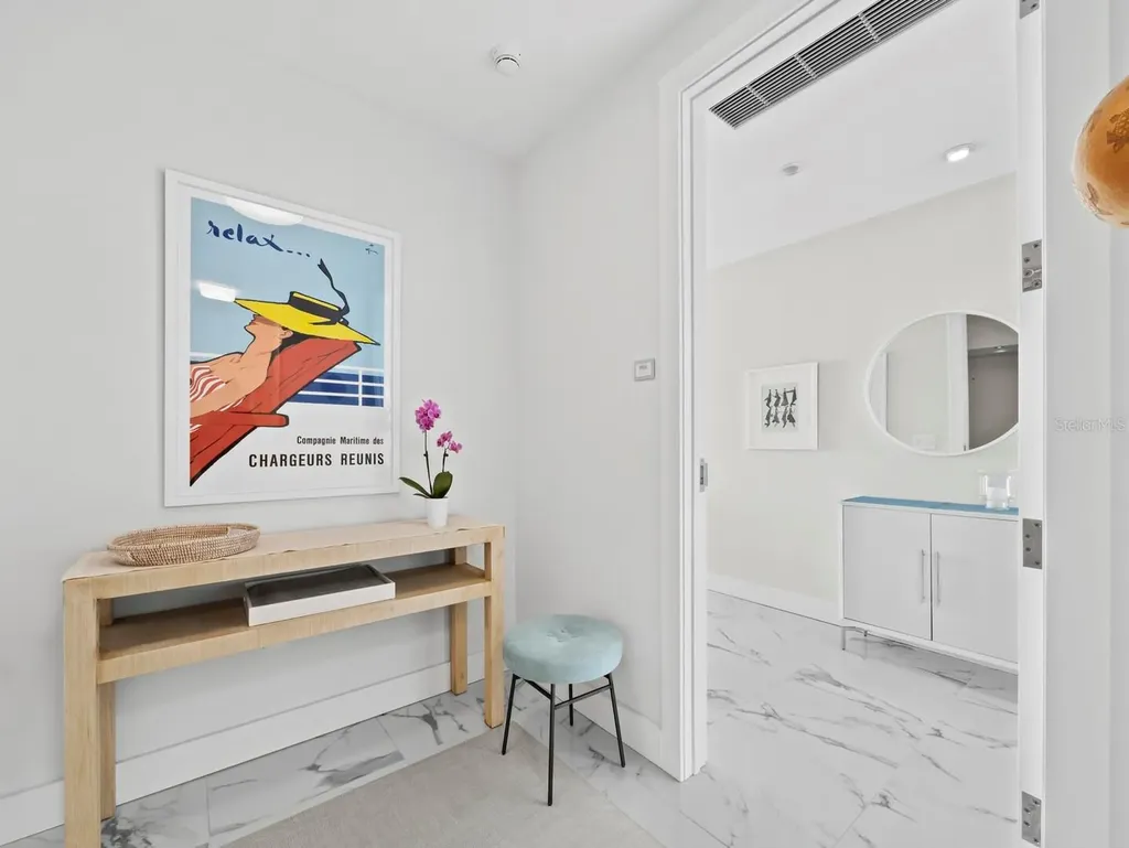 1155 N Gulfstream Avenue Sarasota FL 34236