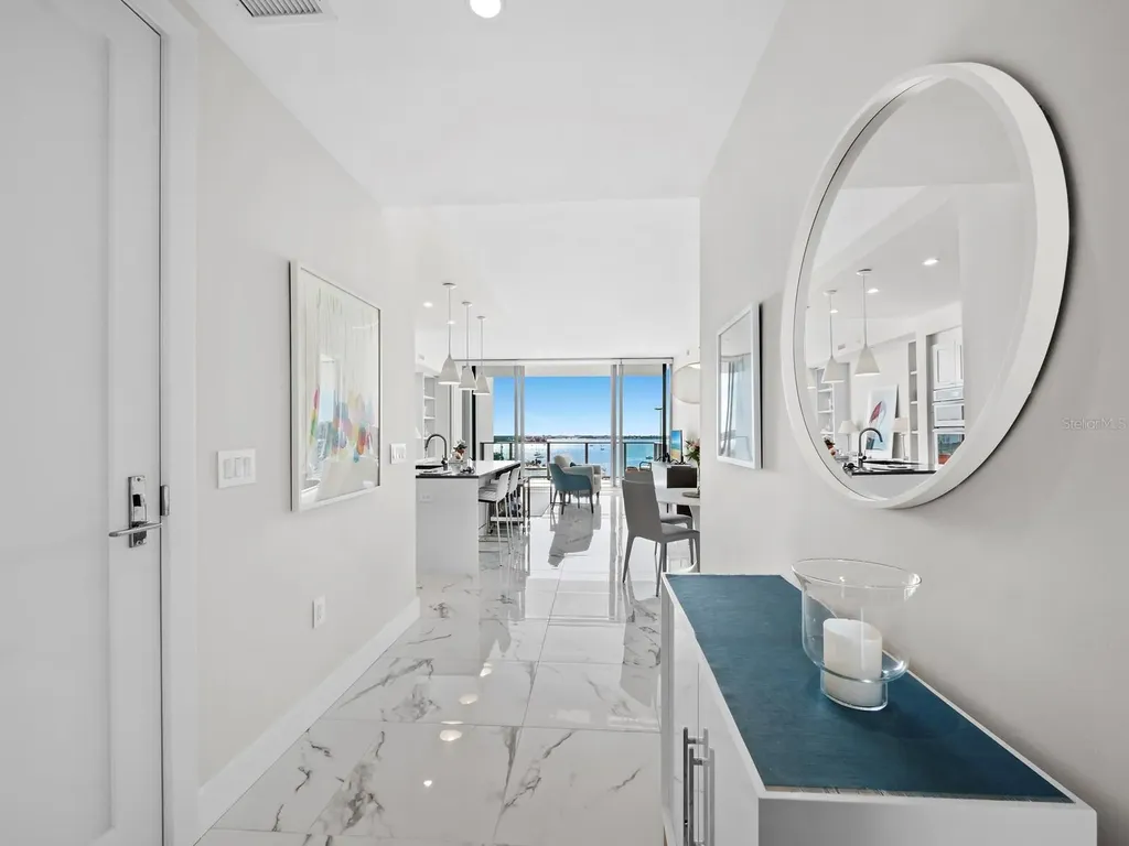 1155 N Gulfstream Avenue Sarasota FL 34236