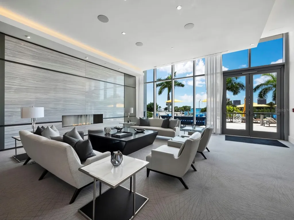 1155 N Gulfstream Avenue Sarasota FL 34236