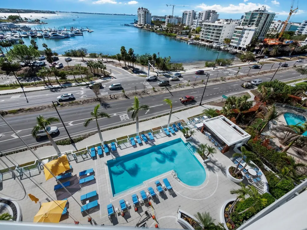 1155 N Gulfstream Avenue Sarasota FL 34236