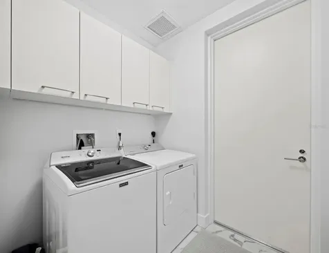 1155 N Gulfstream Avenue Sarasota FL 34236