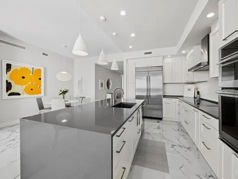 1155 N Gulfstream Avenue Sarasota FL 34236