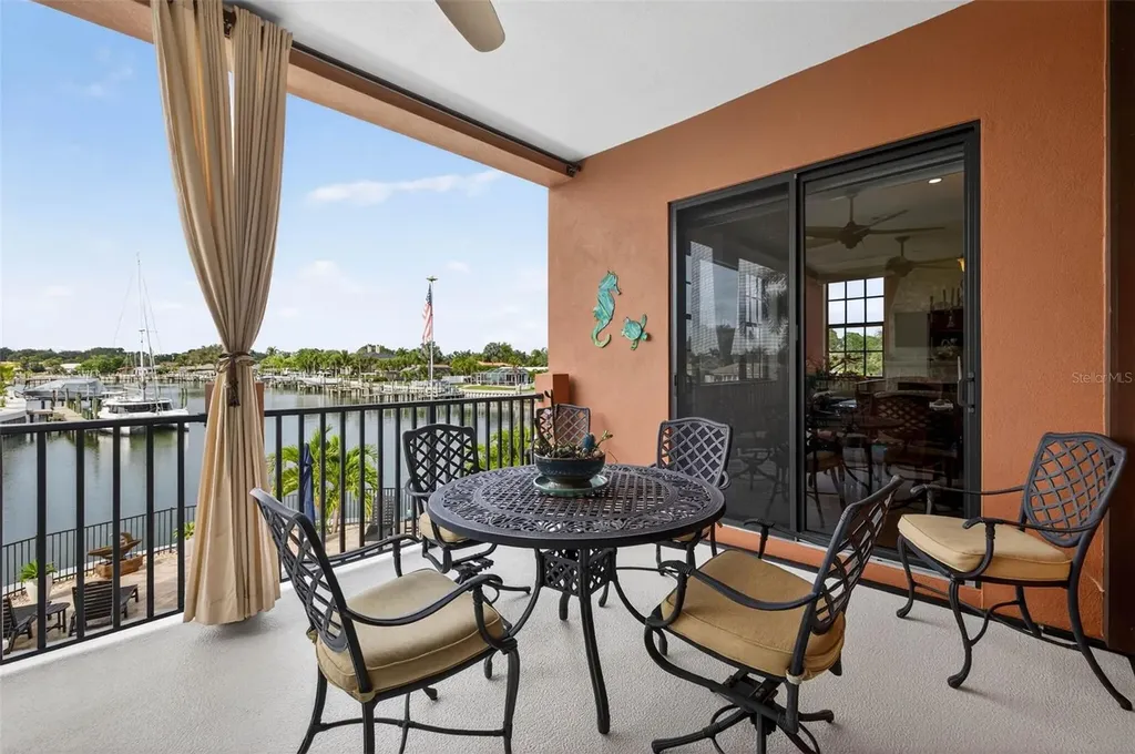 4401 38th Street S St Petersburg FL 33711