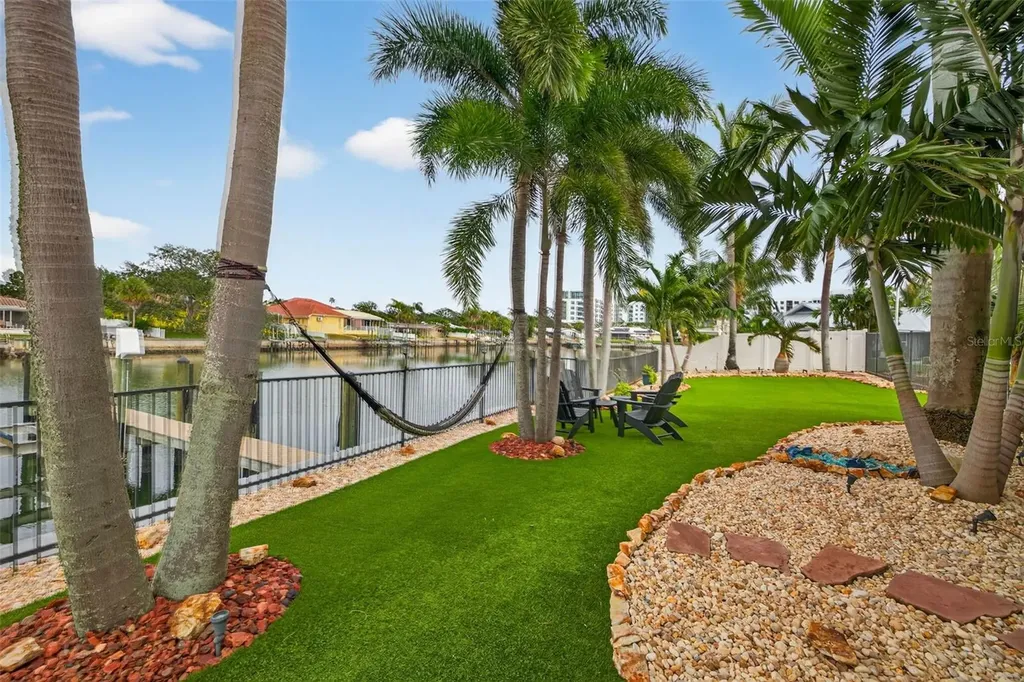 4401 38th Street S St Petersburg FL 33711