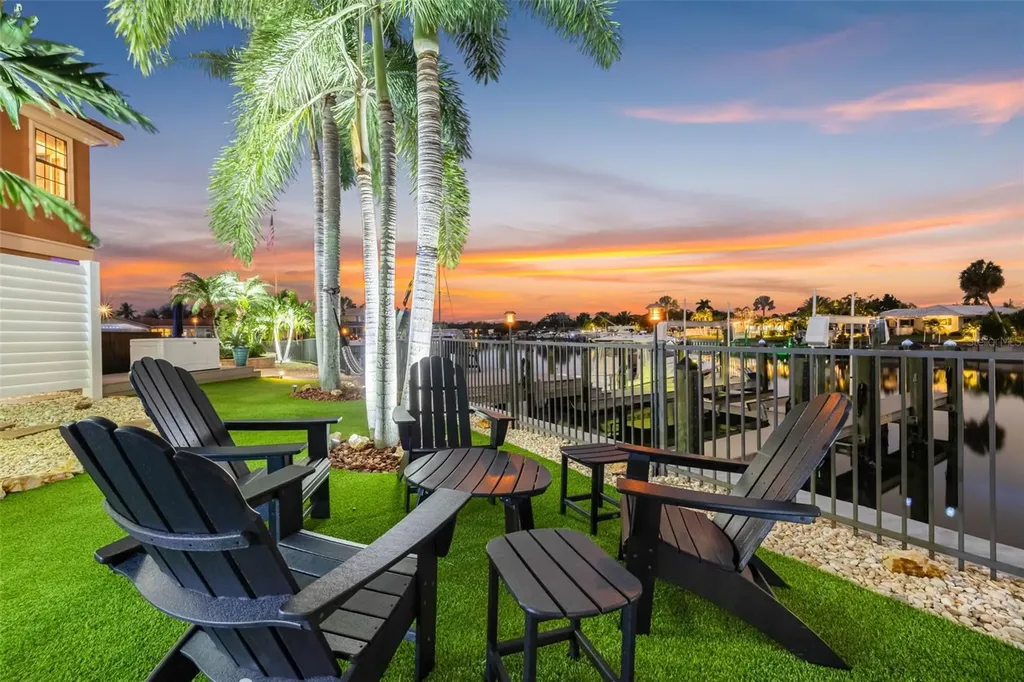 4401 38th Street S St Petersburg FL 33711