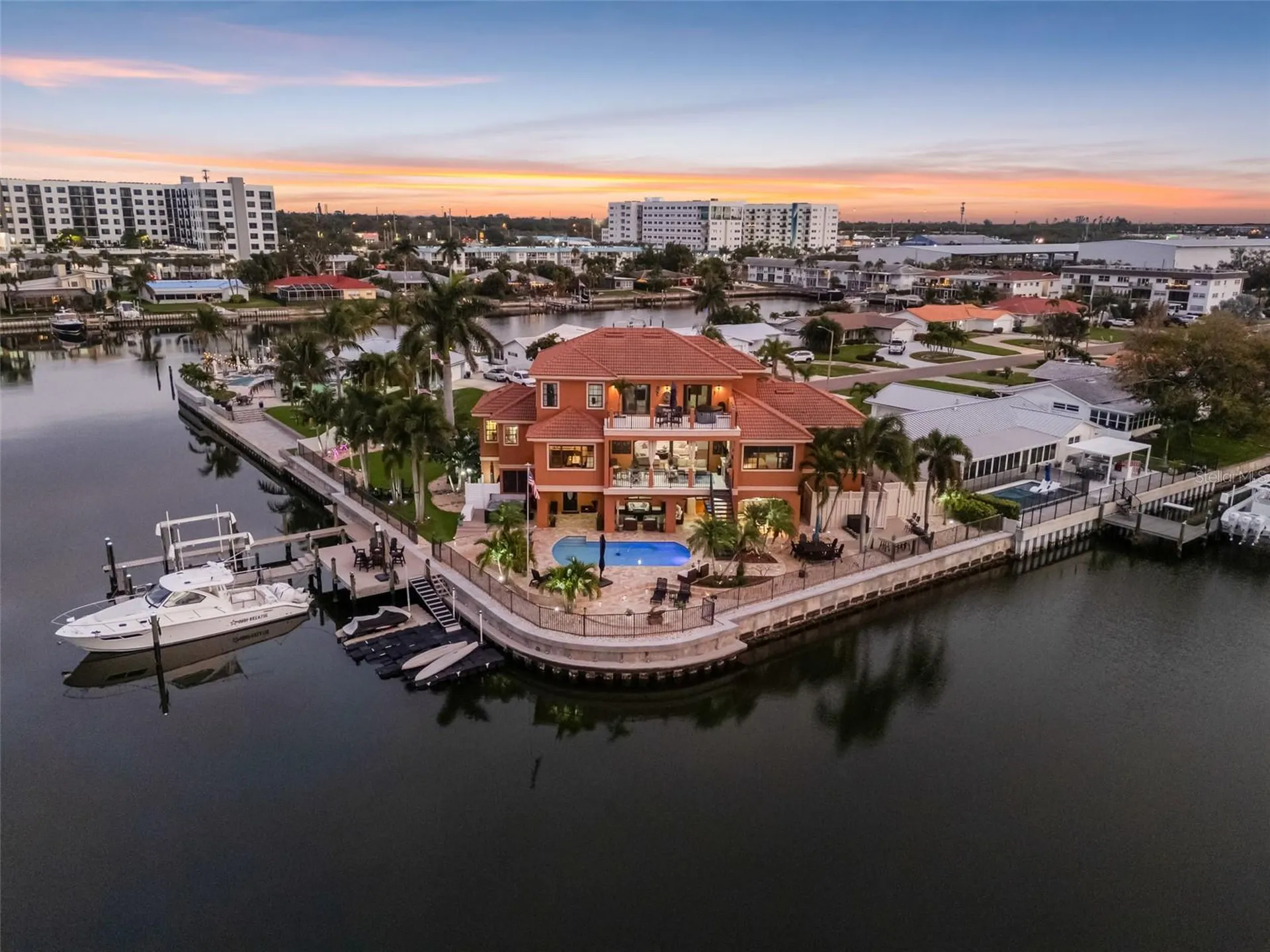 4401 38th Street S St Petersburg FL 33711