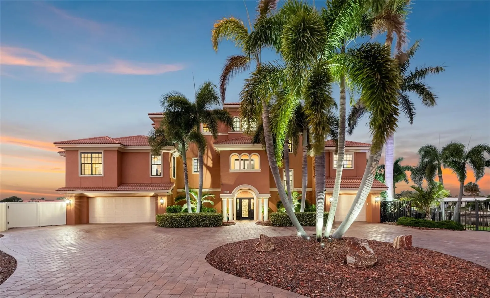 4401 38th Street S St Petersburg FL 33711