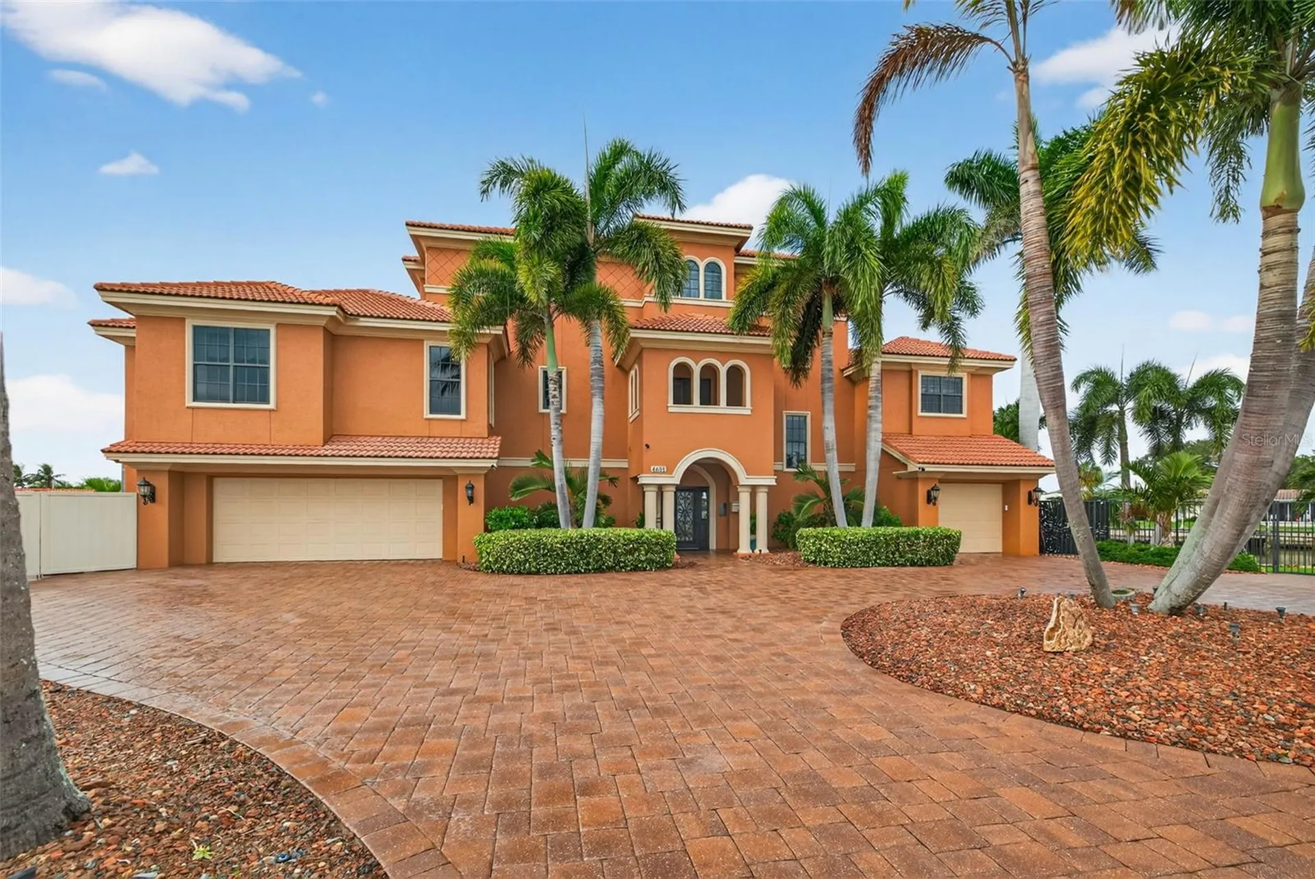 4401 38th Street S St Petersburg FL 33711