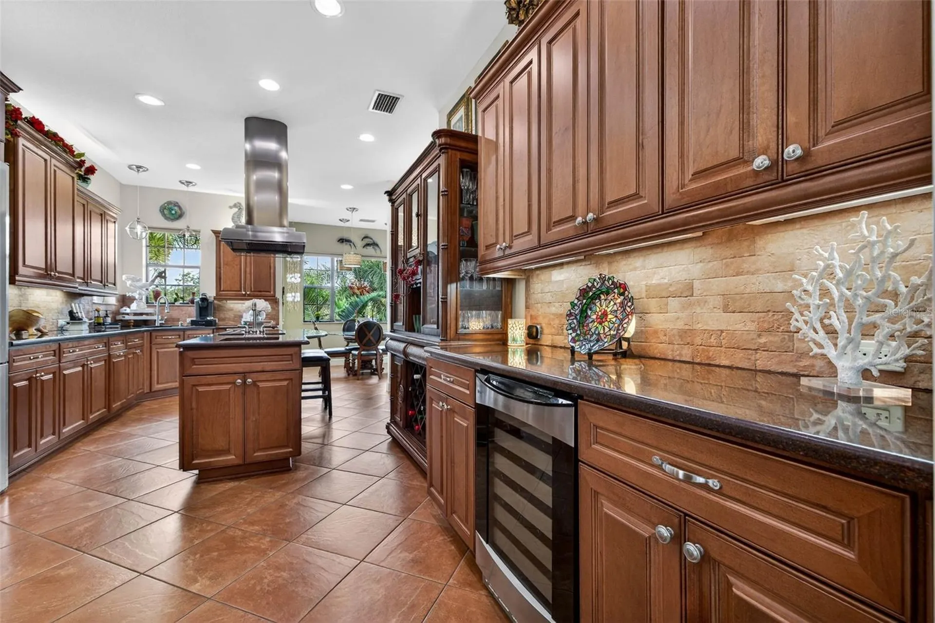 4401 38th Street S St Petersburg FL 33711