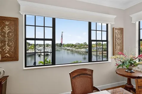 4401 38th Street S St Petersburg FL 33711