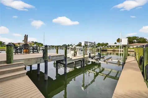 4401 38th Street S St Petersburg FL 33711