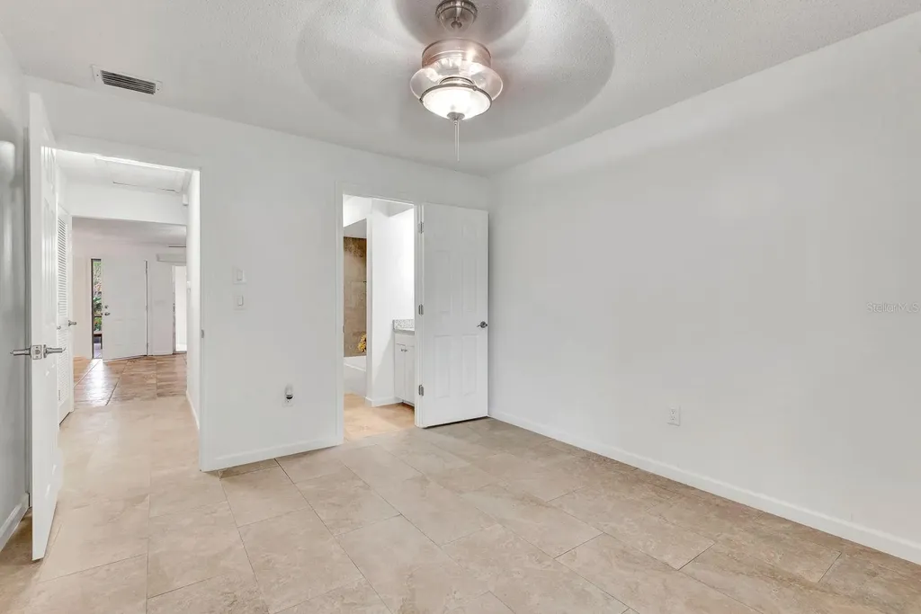 5191 Cedar Hammock Lane Sarasota FL 34232