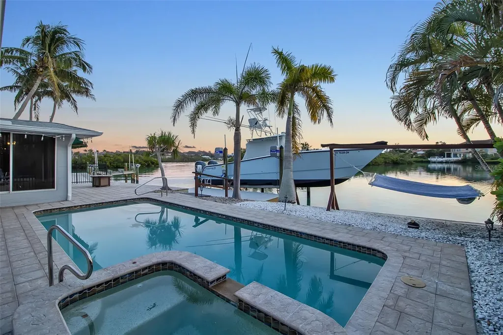 922 Casey Cove Drive Nokomis FL 34275