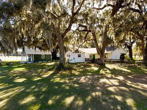 9504 Fort King Road Dade City FL 33525