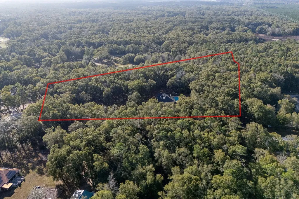 6719 SE 82nd Avenue Newberry FL 32669