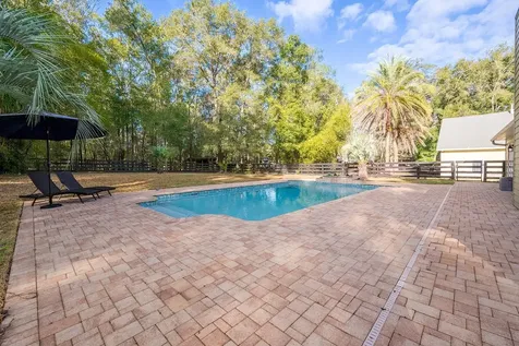 6719 SE 82nd Avenue Newberry FL 32669