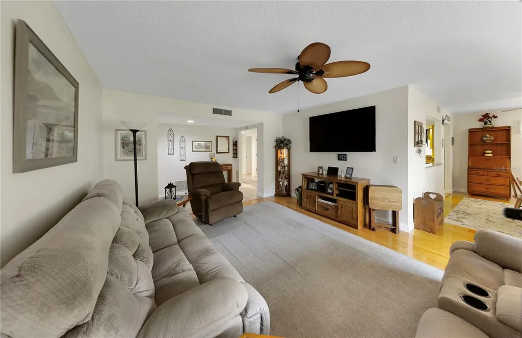 3035 Countryside Boulevard Clearwater FL 33761