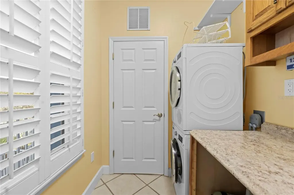 5446 Bluepoint Drive Port Richey FL 34668