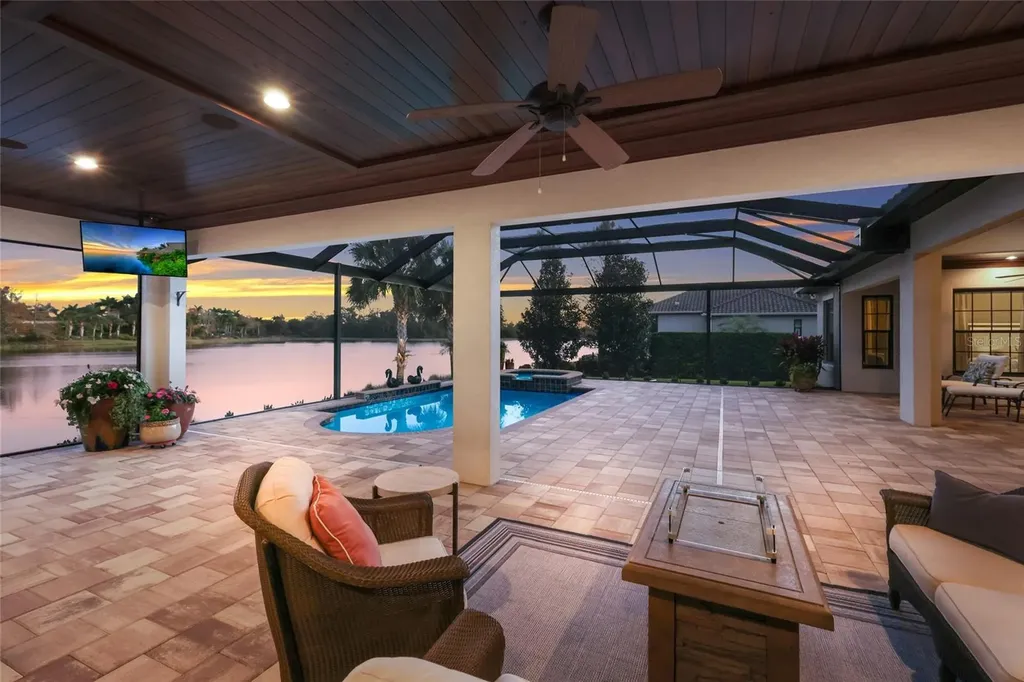 19448 Newlane Place Bradenton FL 34202