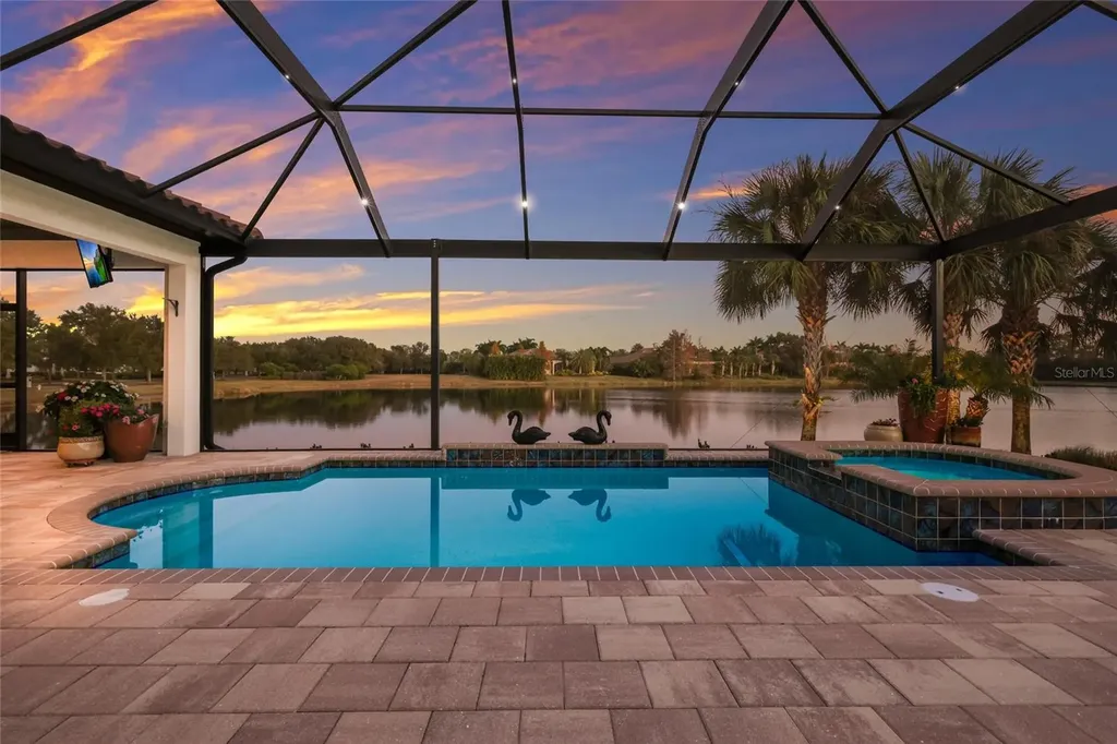 19448 Newlane Place Bradenton FL 34202