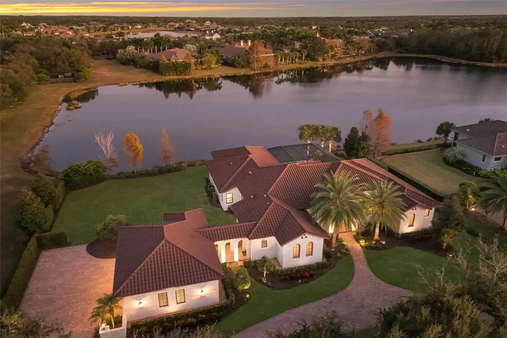 19448 Newlane Place Bradenton FL 34202