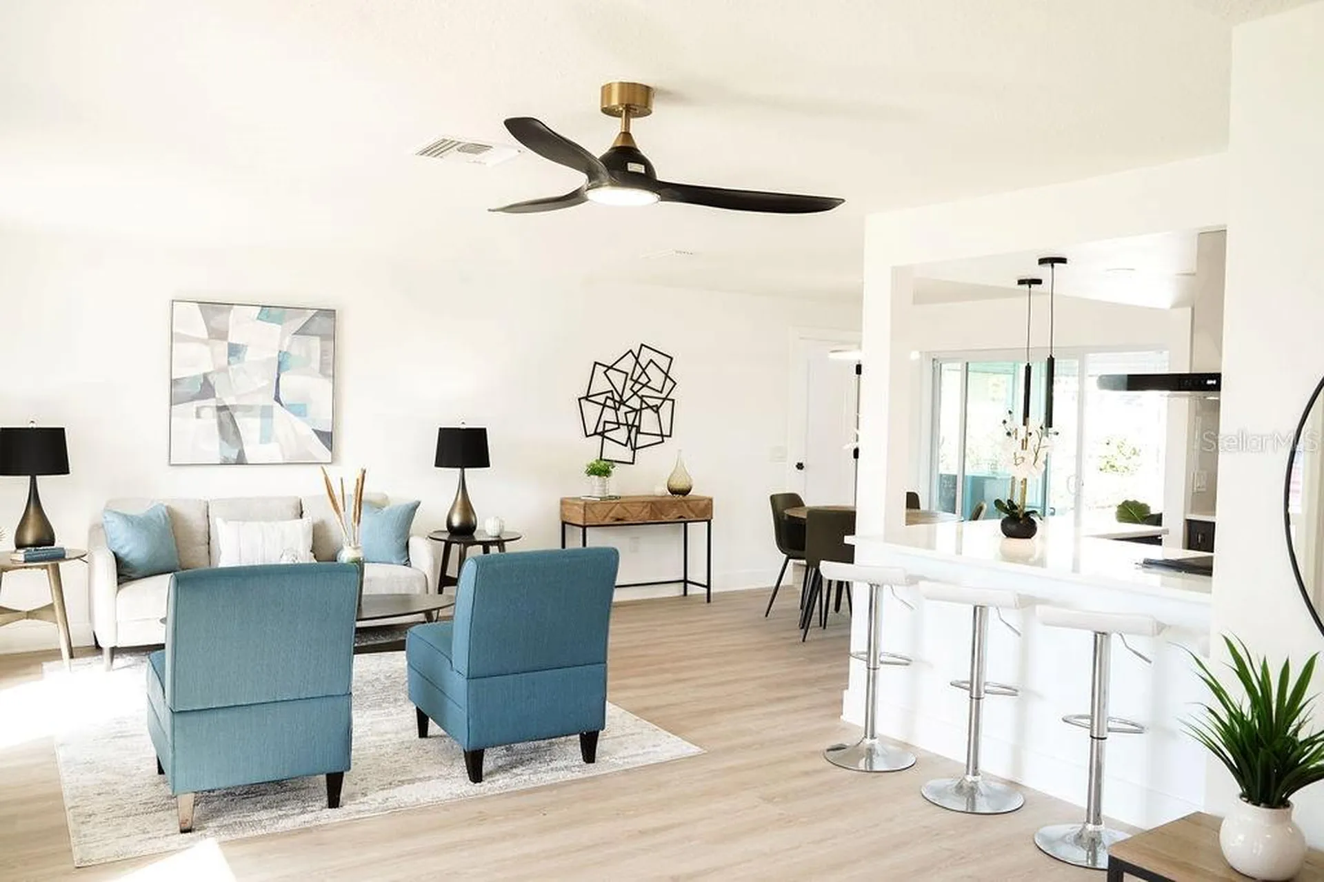 3807 48th Avenue S St Petersburg FL 33711