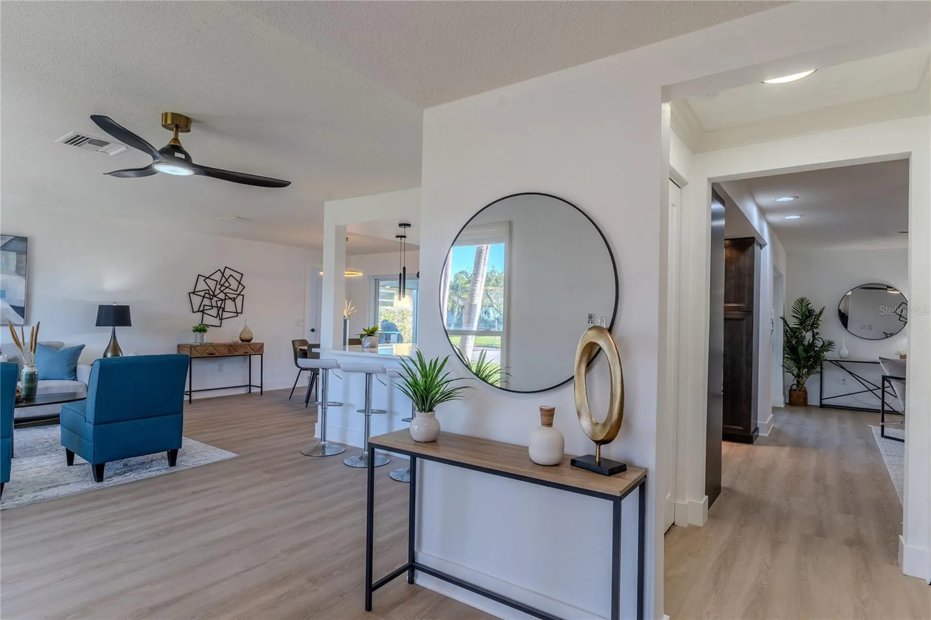 3807 48th Avenue S St Petersburg FL 33711