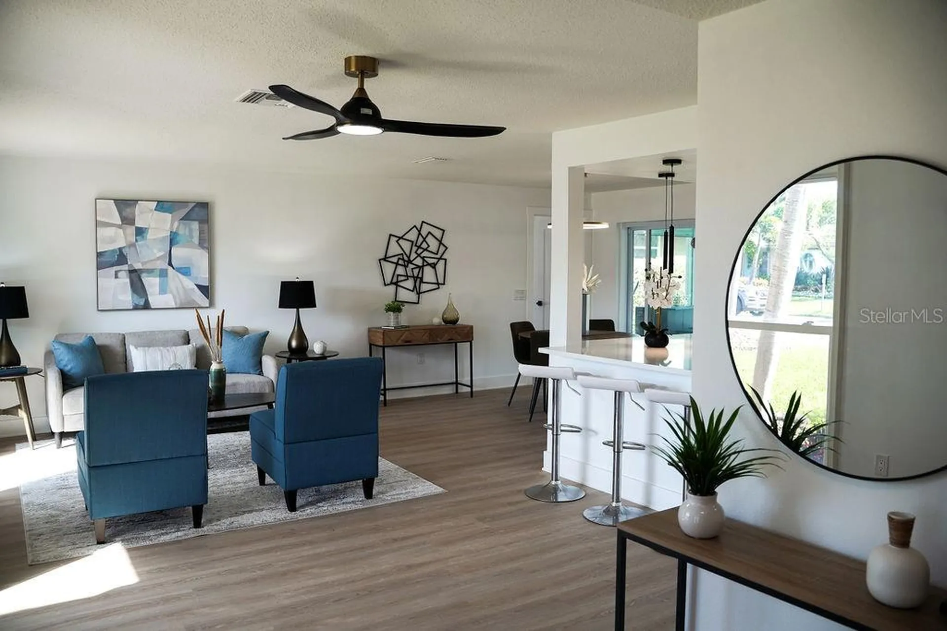 3807 48th Avenue S St Petersburg FL 33711