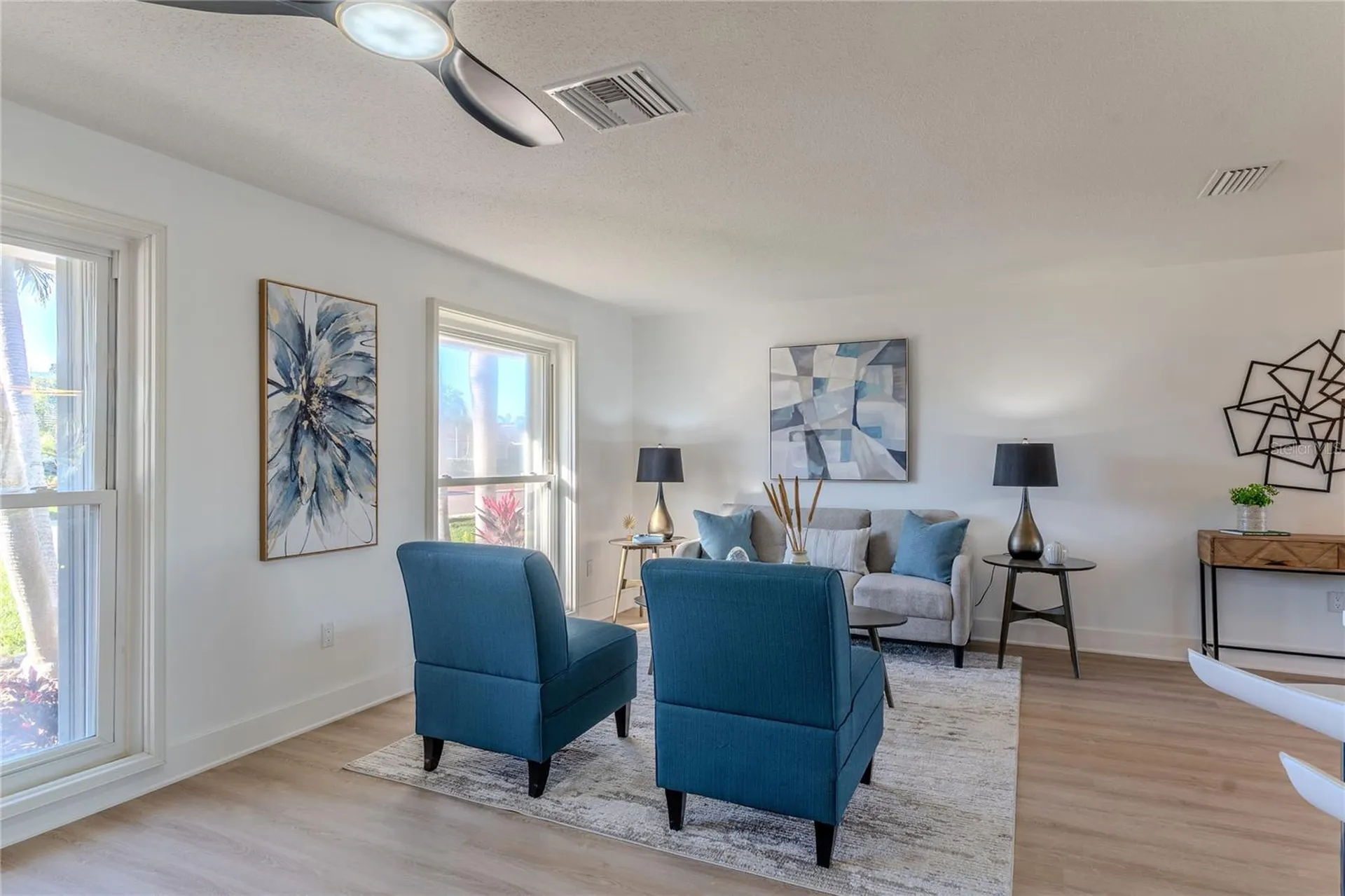 3807 48th Avenue S St Petersburg FL 33711