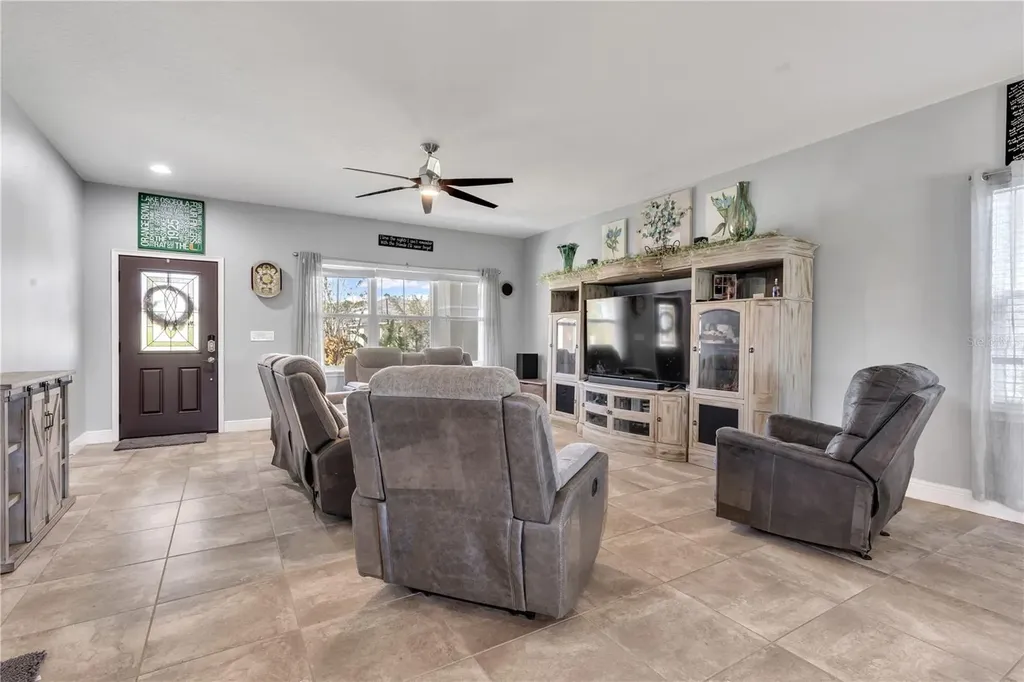 2305 Santa Rosa Court Port Orange FL 32128