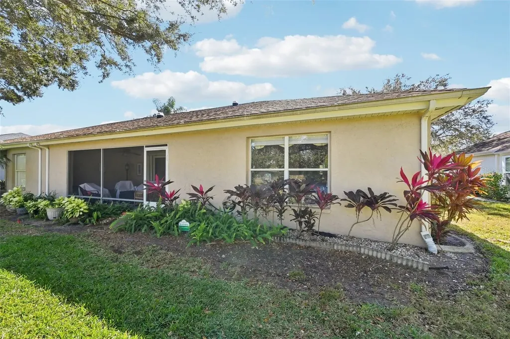 2215 Olive Branch Drive Sun City Center FL 33573