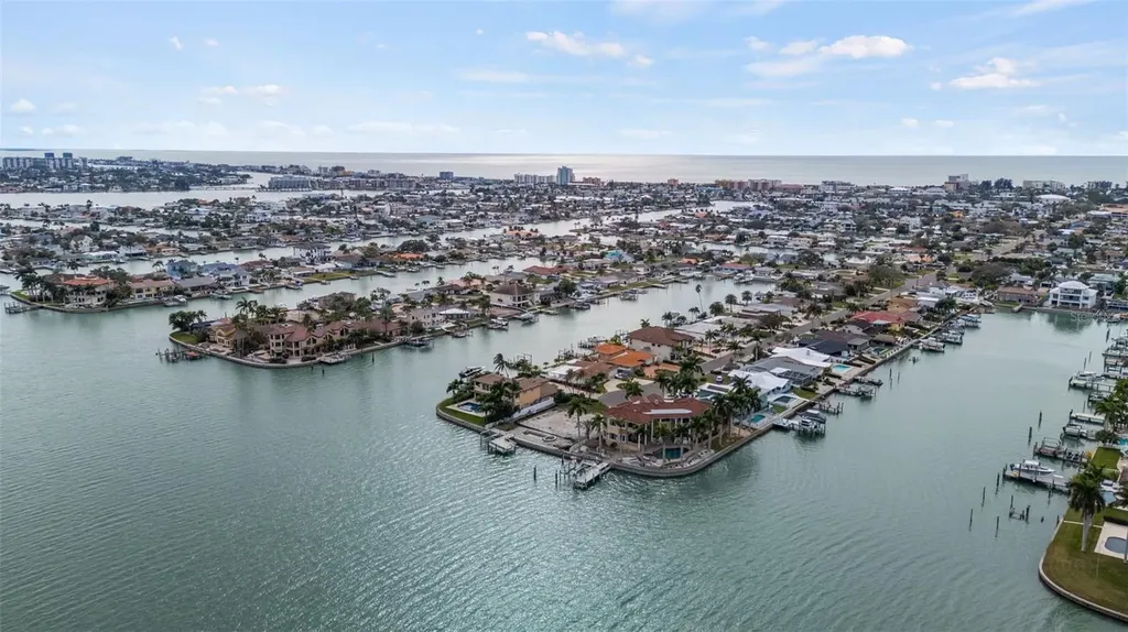850 Capri Boulevard Treasure Island FL 33706