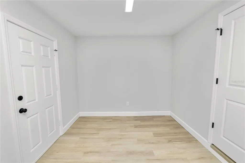 26 S Lanier Avenue Fort Meade FL 33841