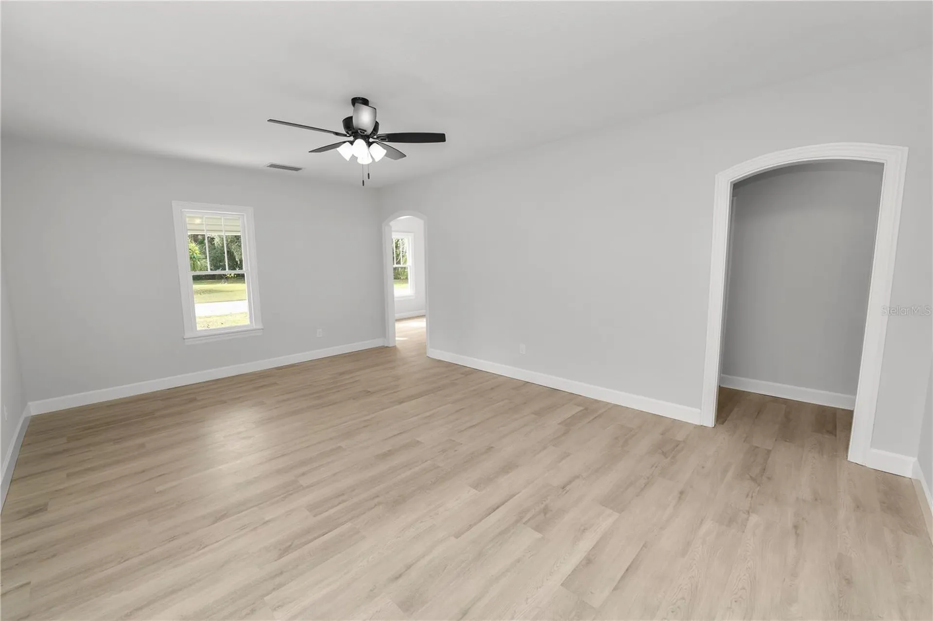 26 S Lanier Avenue Fort Meade FL 33841