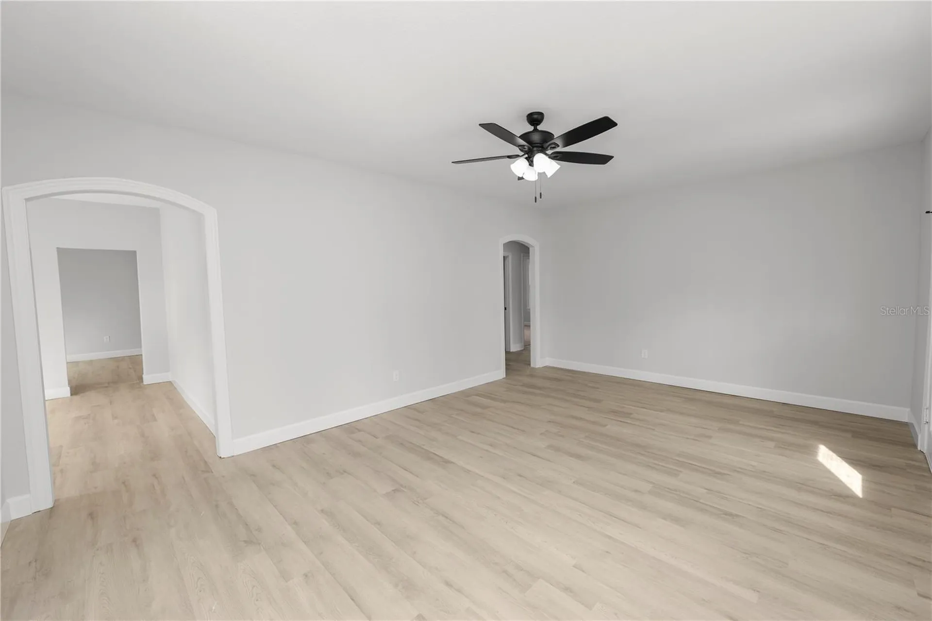 26 S Lanier Avenue Fort Meade FL 33841