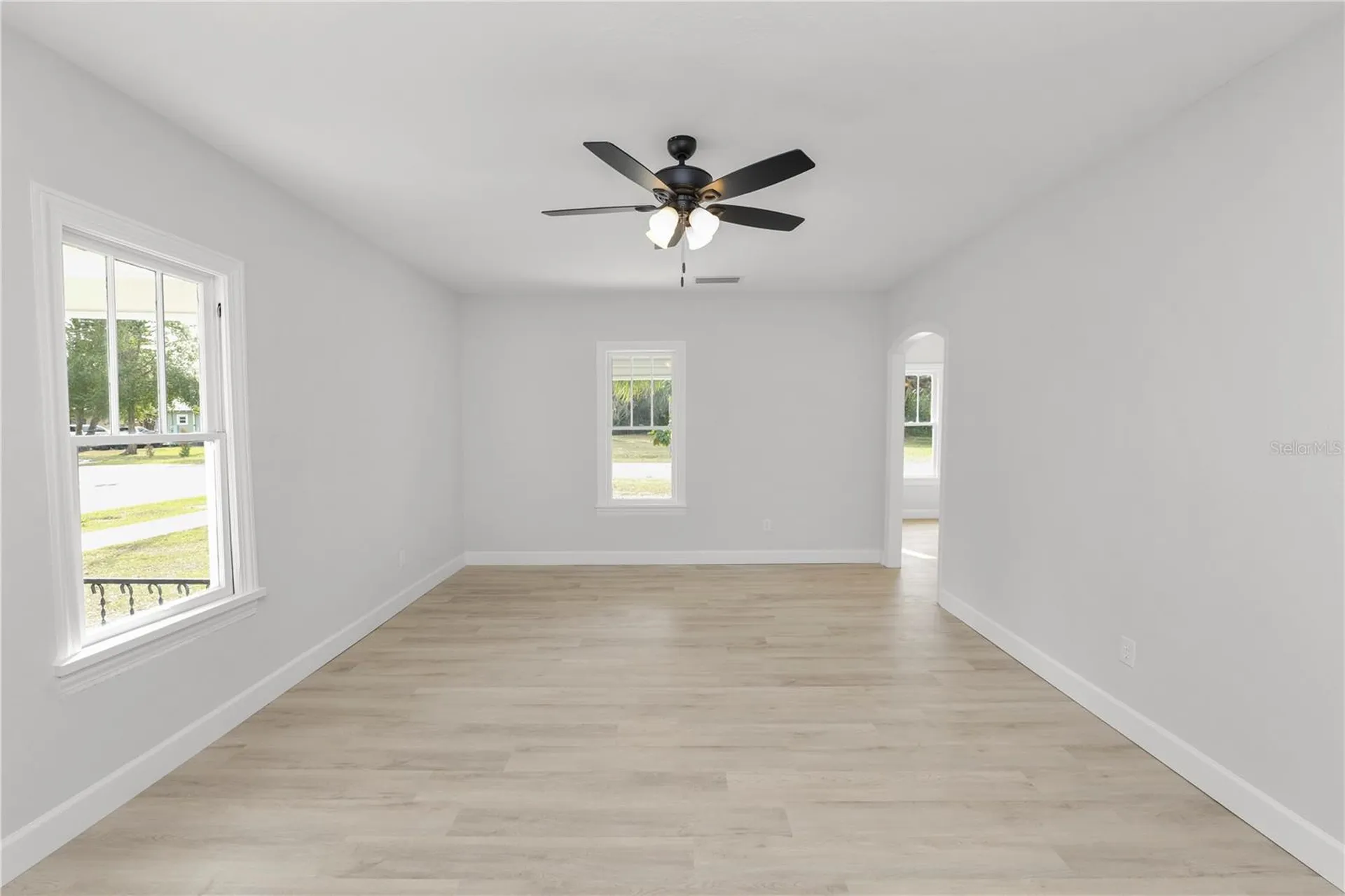 26 S Lanier Avenue Fort Meade FL 33841