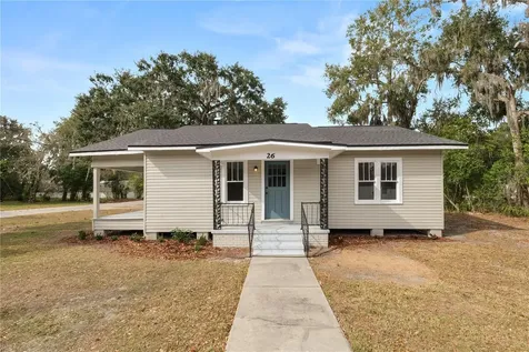 26 S Lanier Avenue Fort Meade FL 33841