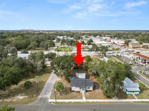 26 S Lanier Avenue Fort Meade FL 33841