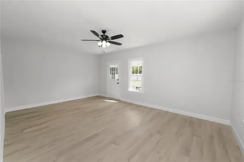 26 S Lanier Avenue Fort Meade FL 33841