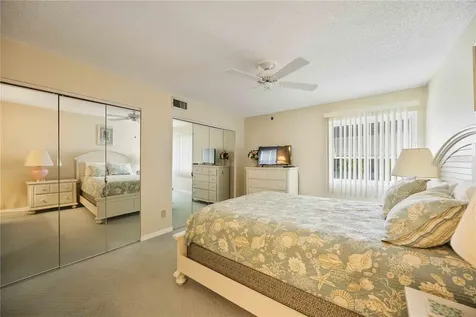 Sarasota FL 34242